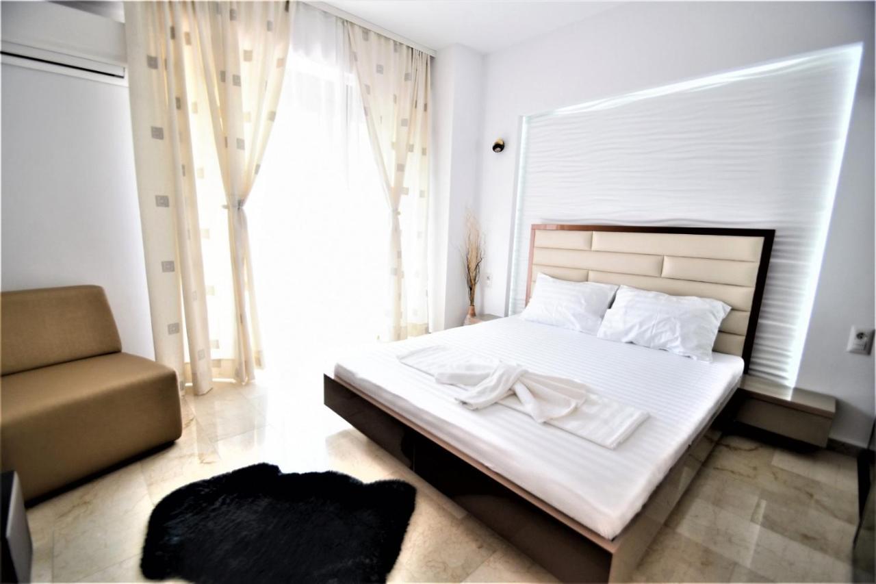Apartament Sara Mamaia In Luxury Vila Sophia 3 Luaran gambar